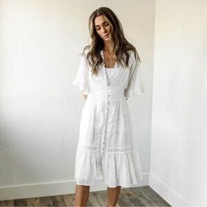 NWT By Together (Maxwell) crocheted Lace Button Dress in White Size Smal…